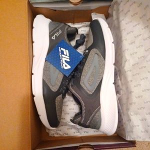 FILA women shoes size 9
